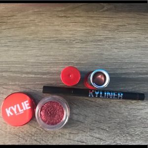 Kylie Cosmetics Red Holiday Makeup